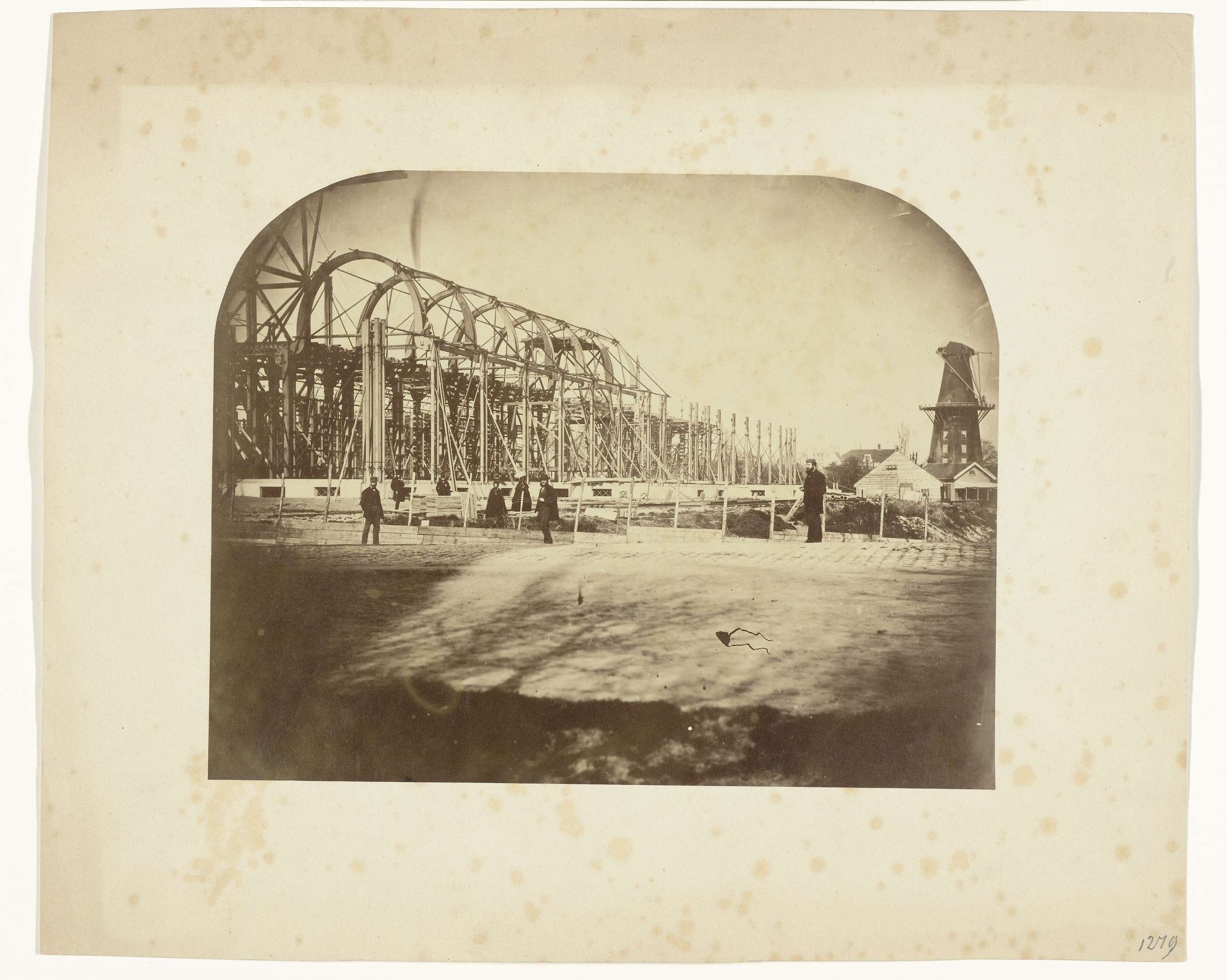 Albumen print of the construction of Paleis voor Volksvlijt by Unknown Artist