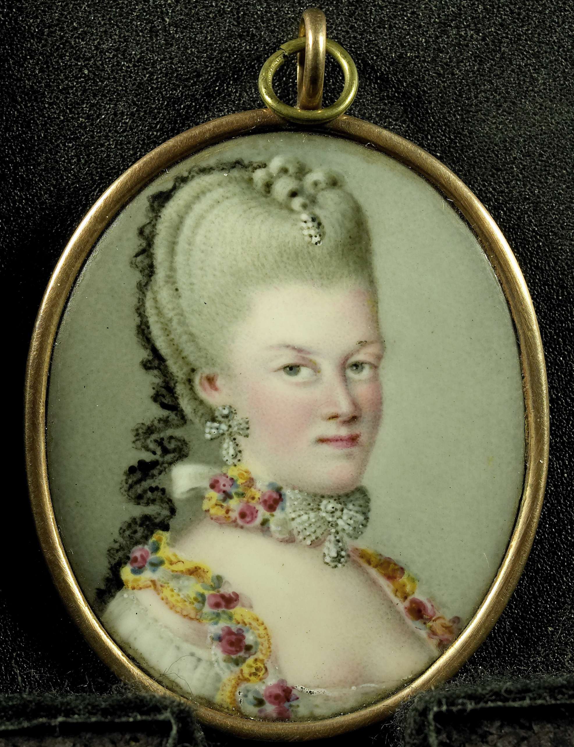 Portrait of Frederika Sophia Wilhelmina, metal medium, unknown artist
