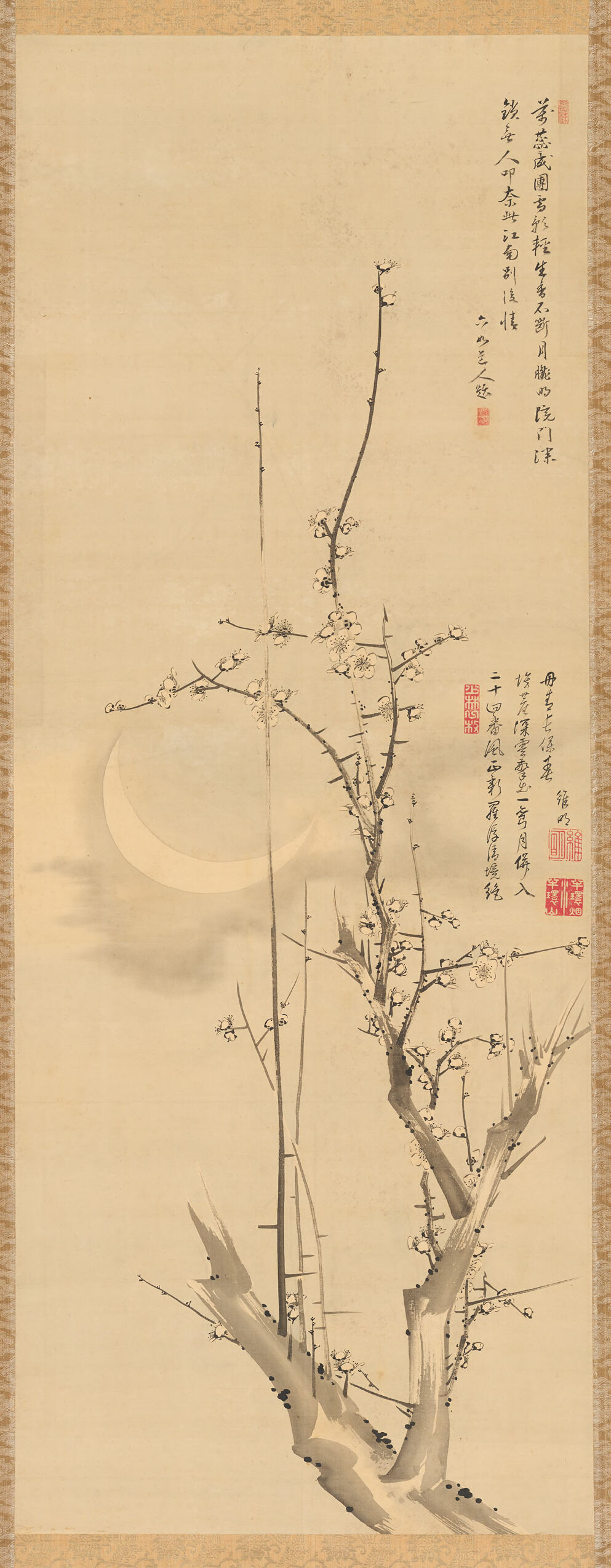 Plum blossoms under the sun and moon, silk by Imei Shūkei