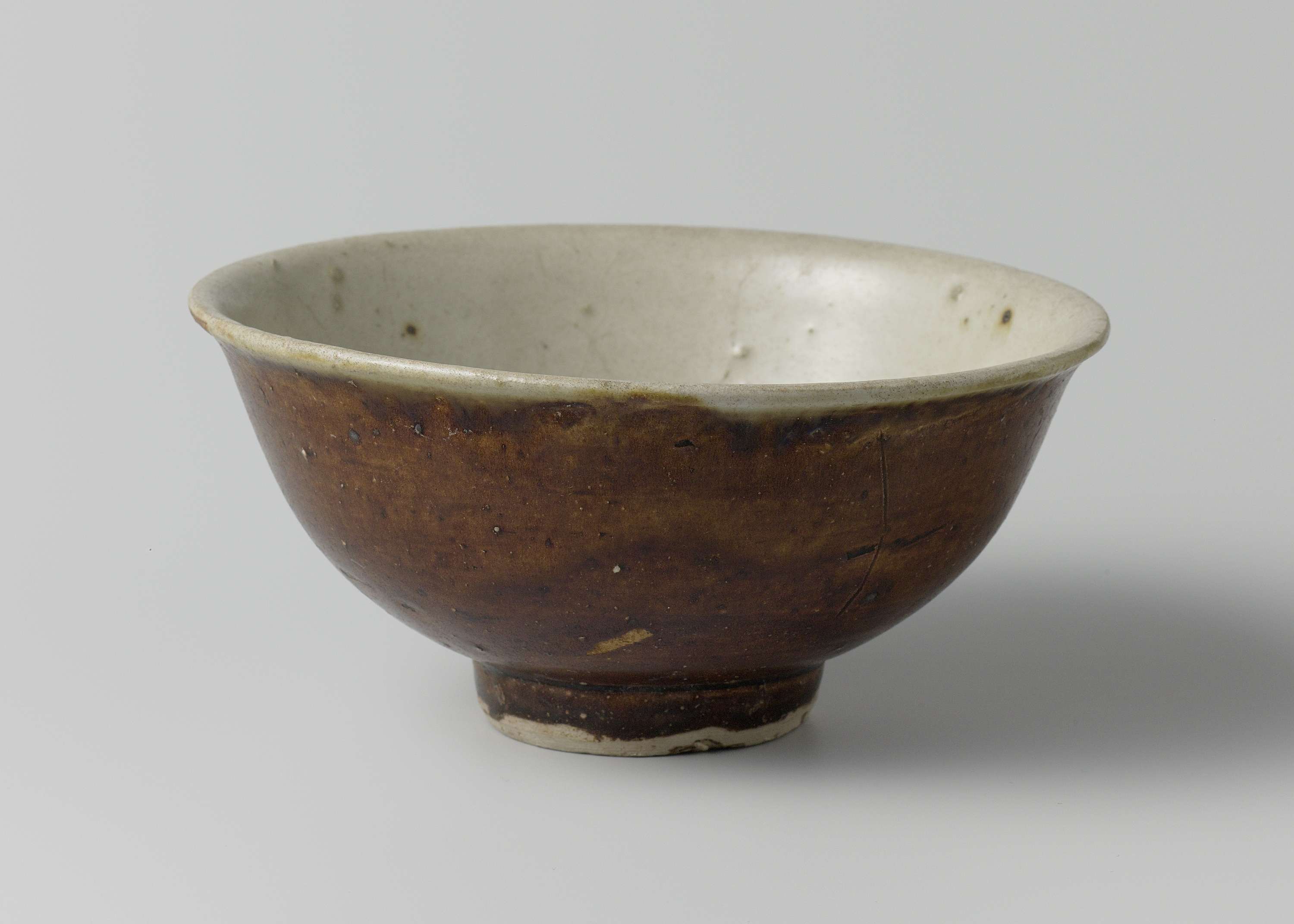 Bell-shaped bowl with brown and green glaze, ceramic, unknown artist