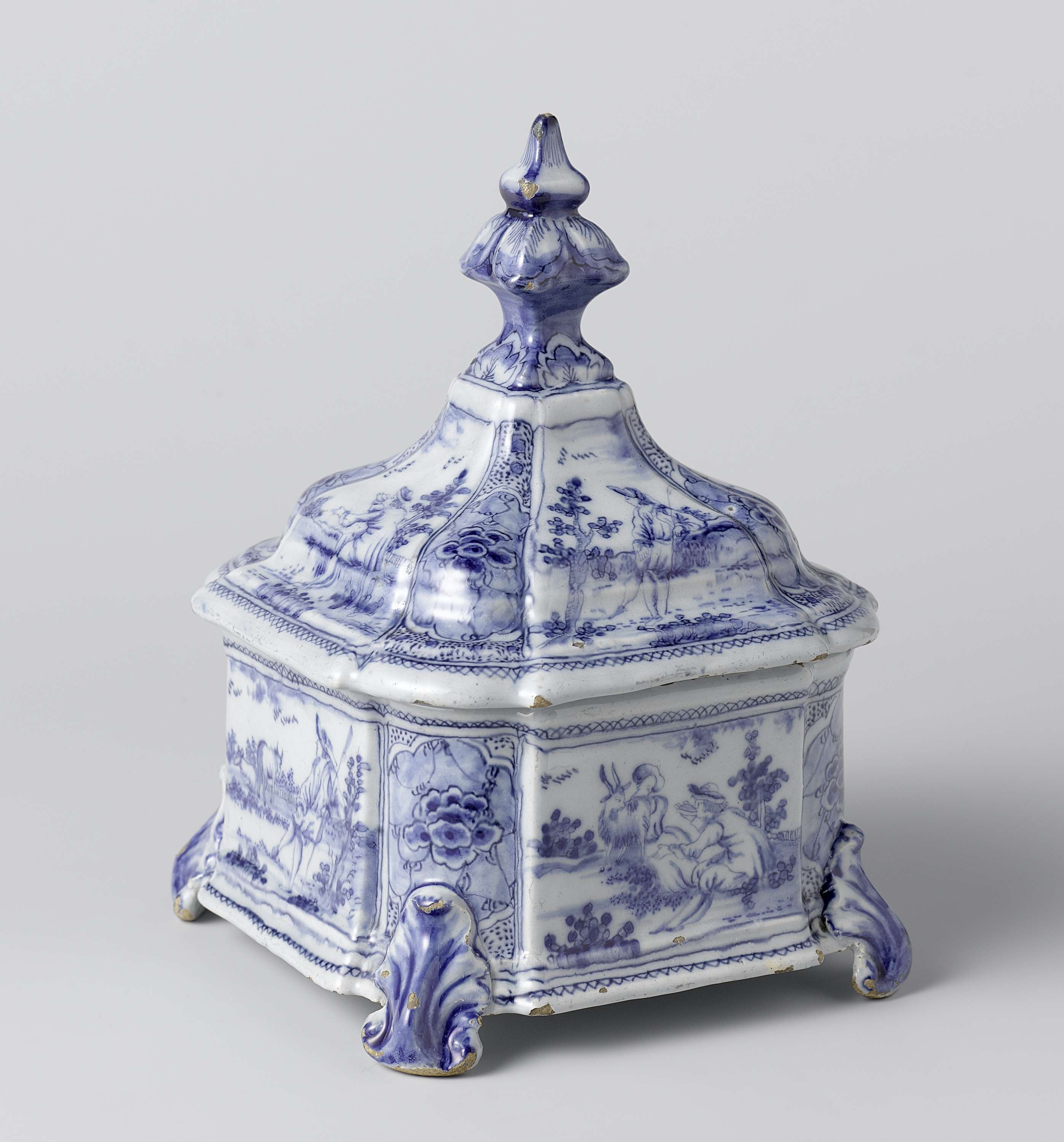 Tobacco jar made of earthenware by Het Oude Moriaanshooft