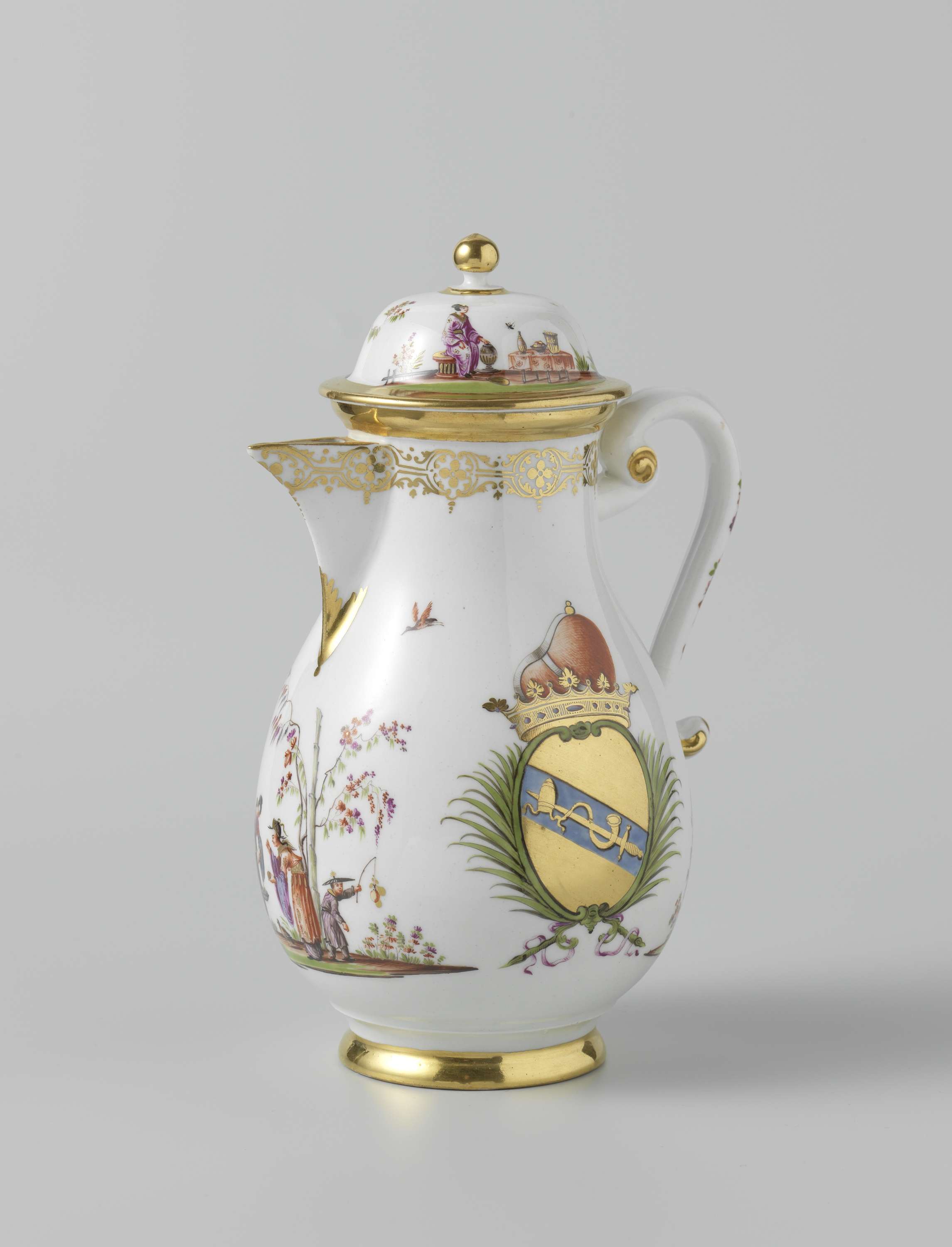 Colorful porcelain coffee pot by Meissener Porzellan Manufaktur