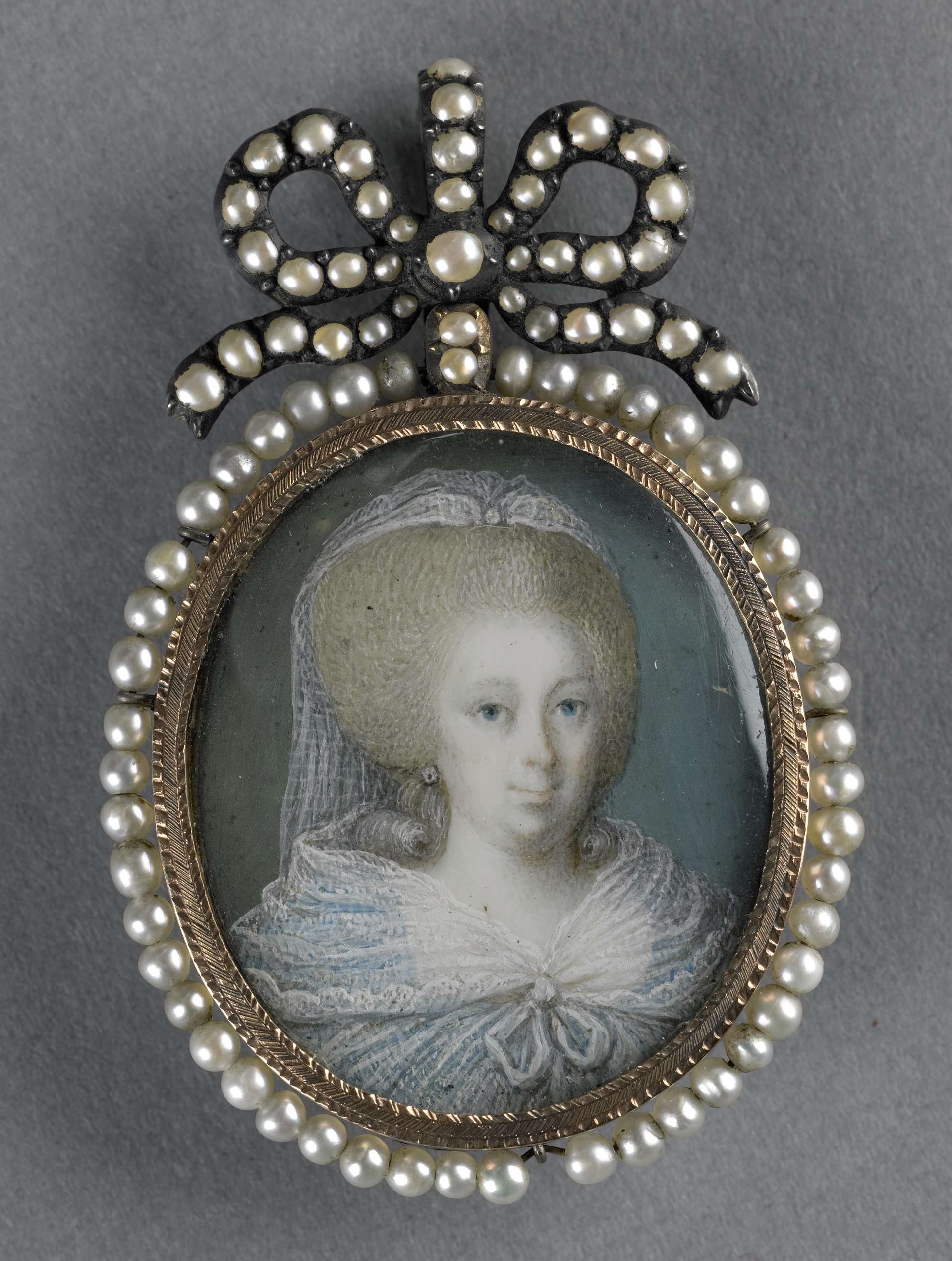 Portrait of Wilhelmina Carolina, princess of Oranje-Nassau, ivory medium, unknown artist