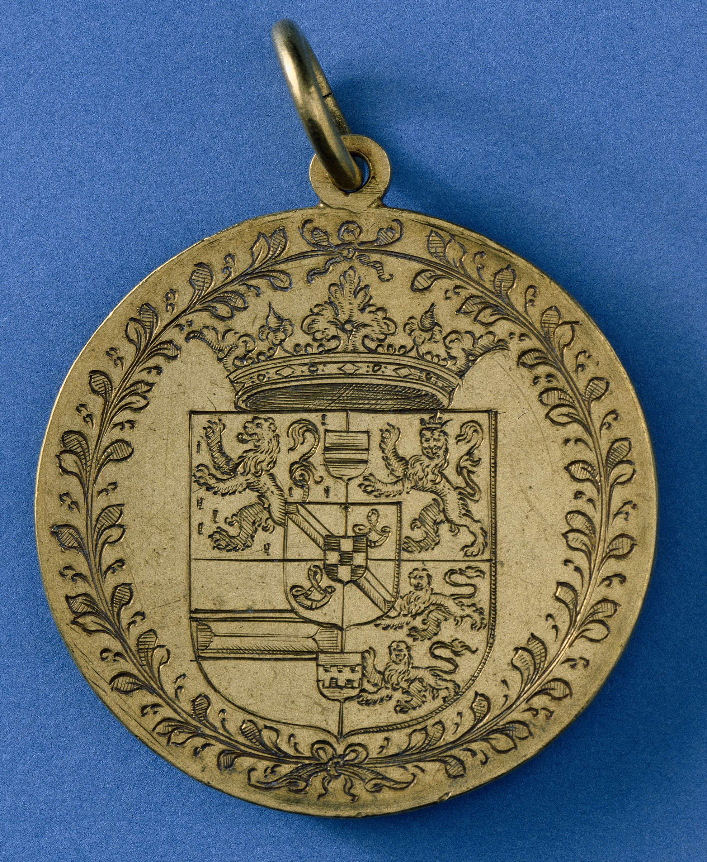 Honorary medal awarded by Frederick Henry to Piet Hein, metal, unknown artist