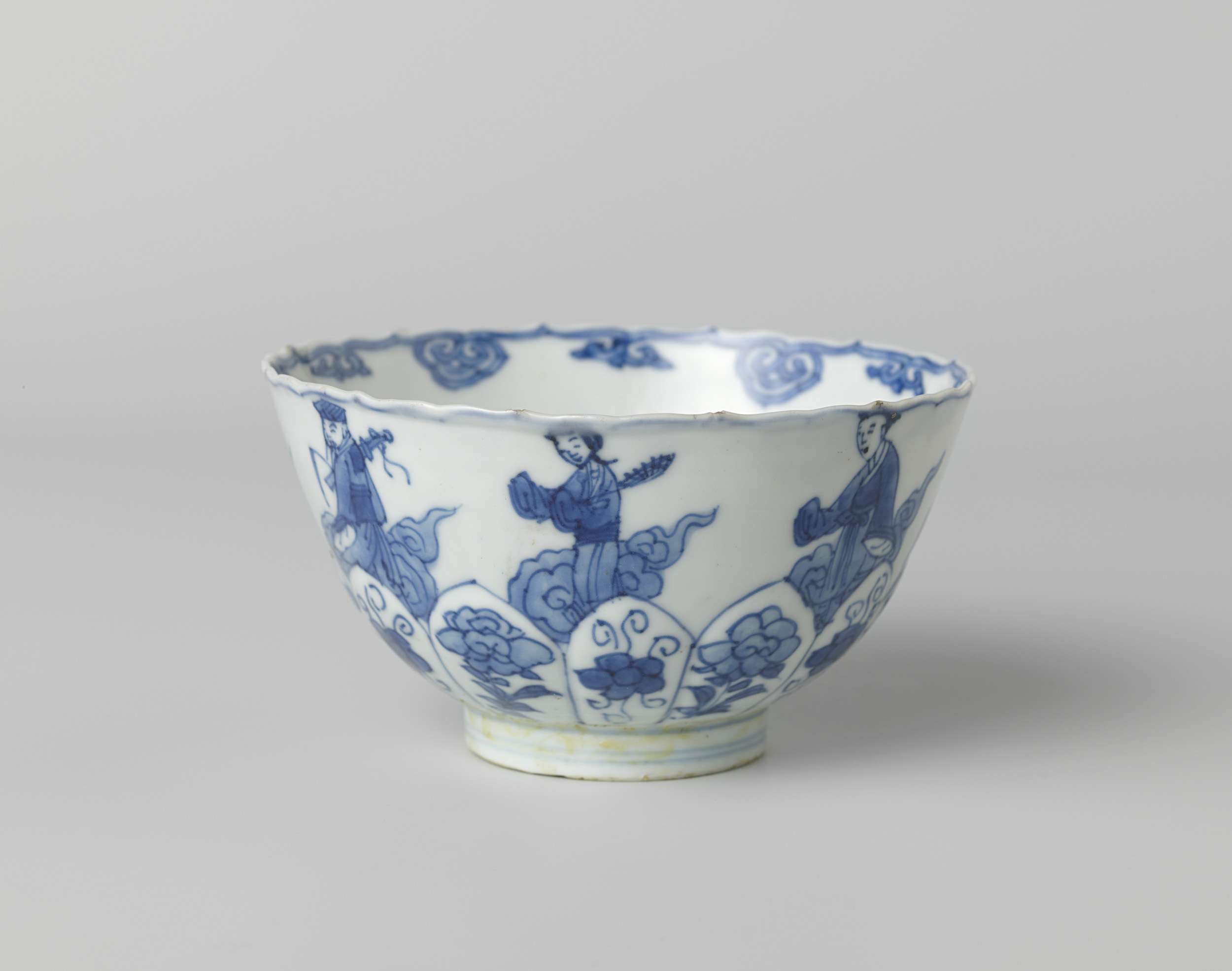 Ceramic bowl depicting Eight Taoïst Immortals, unknown artist