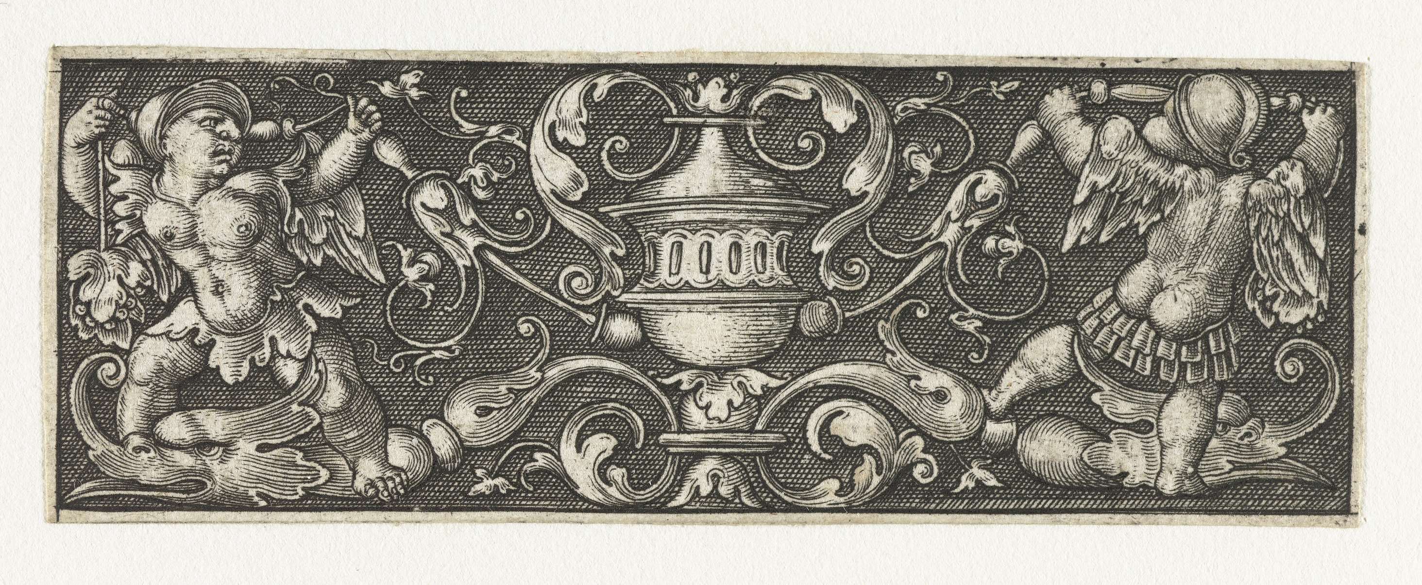 Fries met een vaas tussen twee putti met een helm, by Barthel Beham, public domain