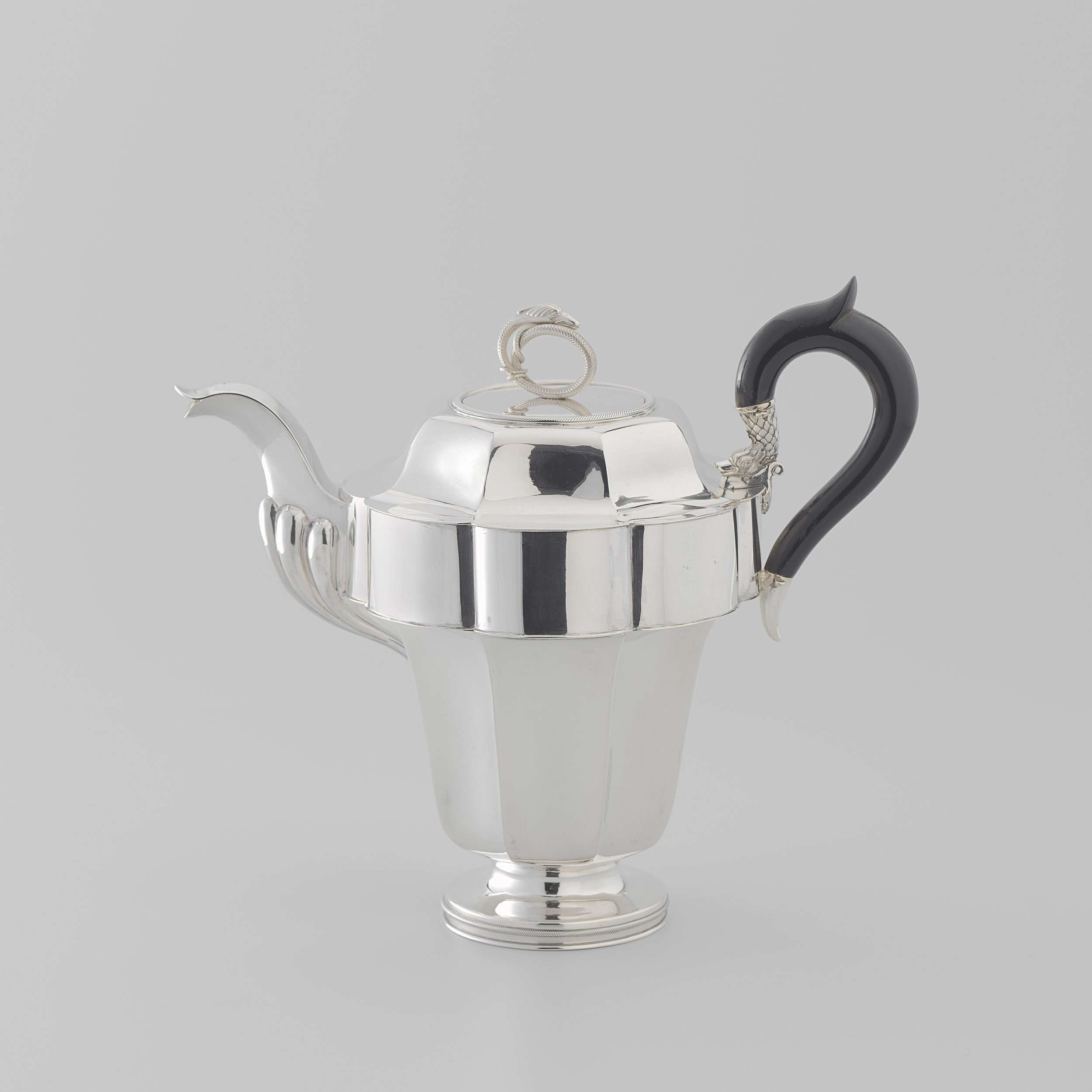 Victorian metal coffee pot by Fa. As. Bonebakker en Zoon with intricate details