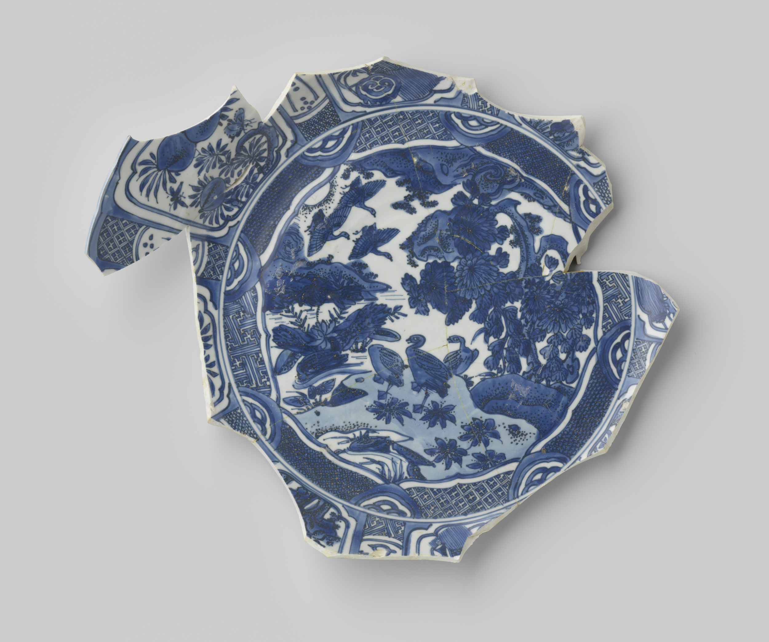 Fragment schotel made of bone by Unknown Artist