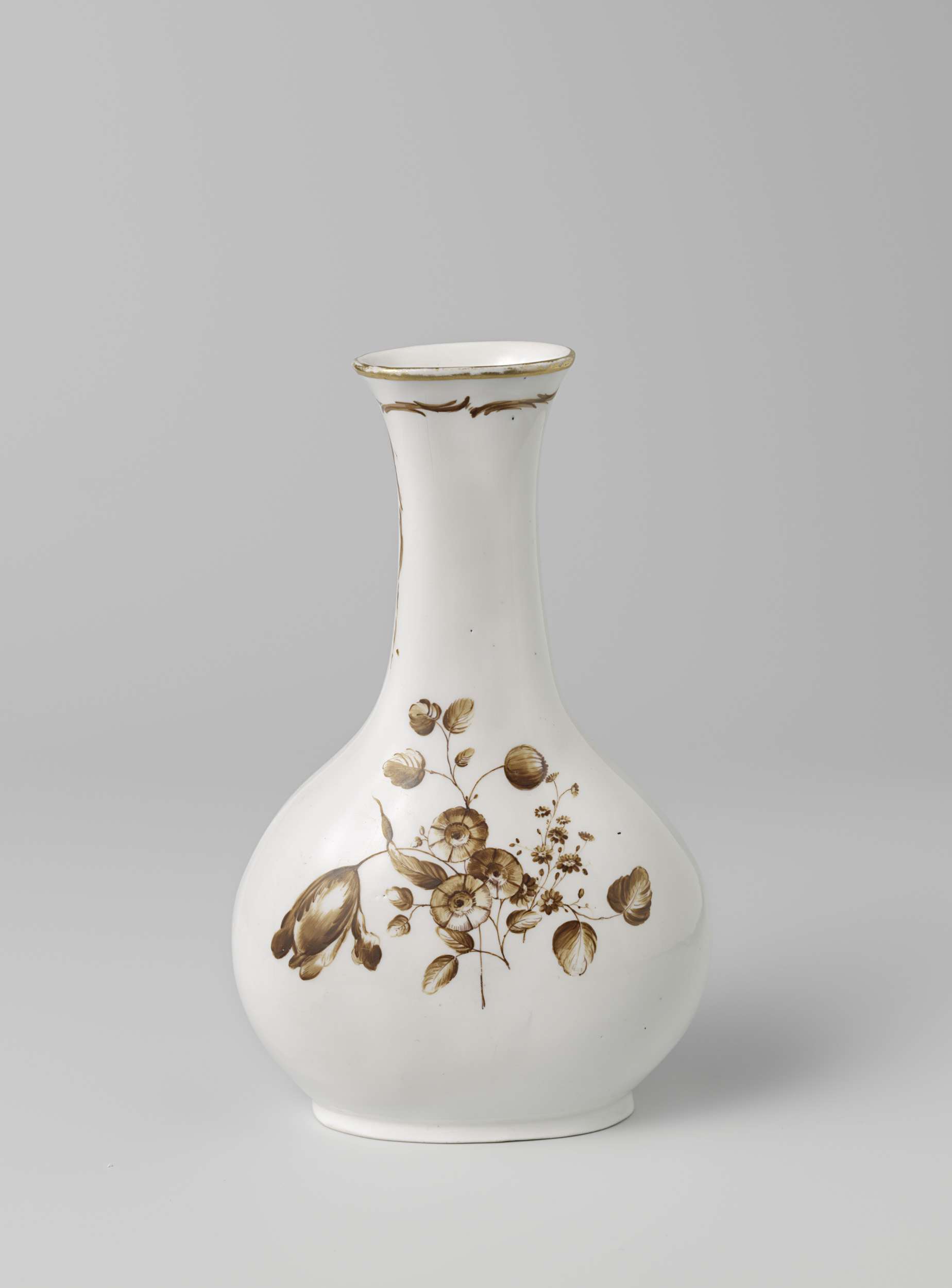 Porcelain vase by Manufacture Oud-Loosdrecht with floral designs.