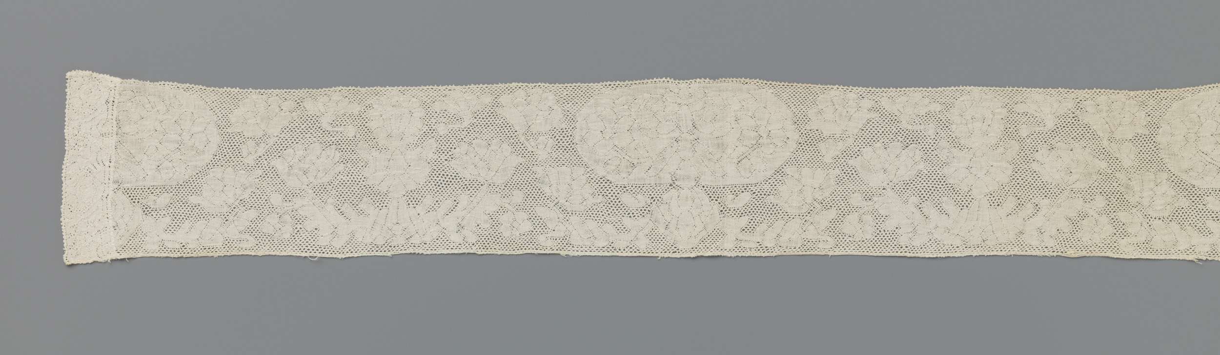 Lace work featuring oval cartouches and peonies by Unknown Artist