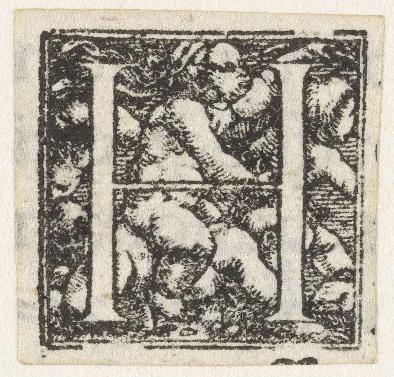 Letter H met vier kinderen van wie een kind zit op de rug van een kruipend kind, by Hans Holbein (II), public domain