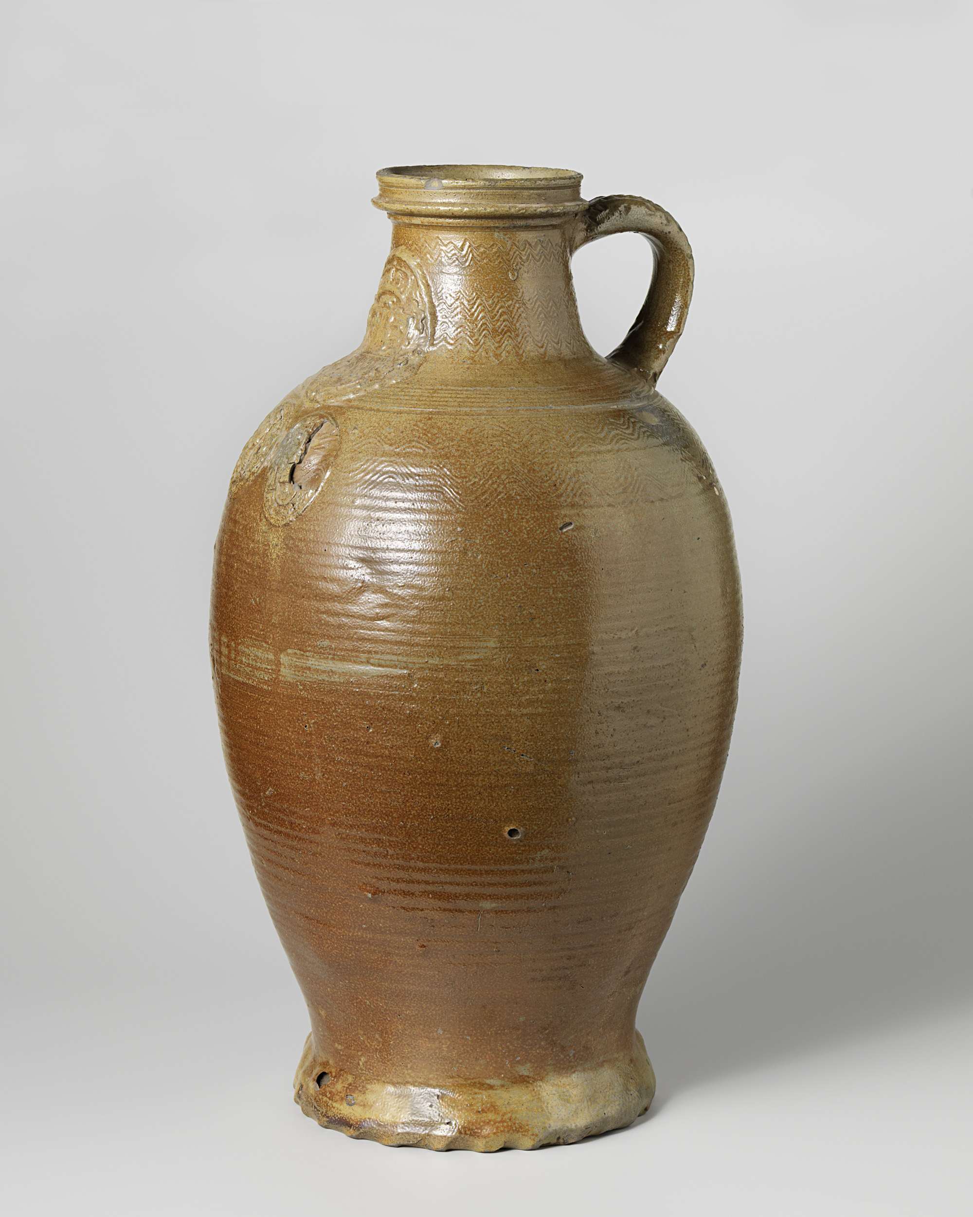Storage vessel with coats of arms, decorative art by Unknown Artist