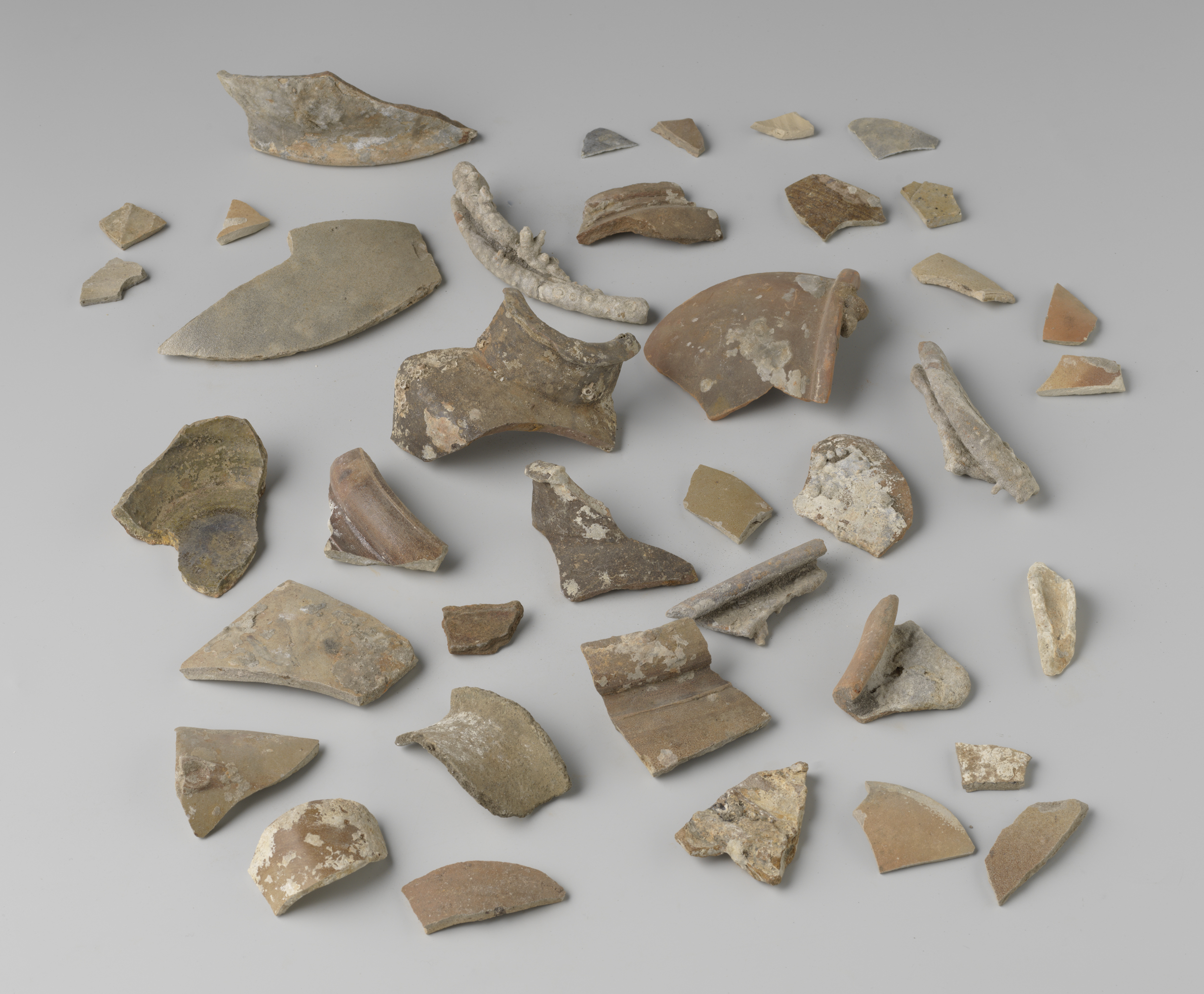 Ceramics and stoneware fragments by Unknown Artist, earthenware