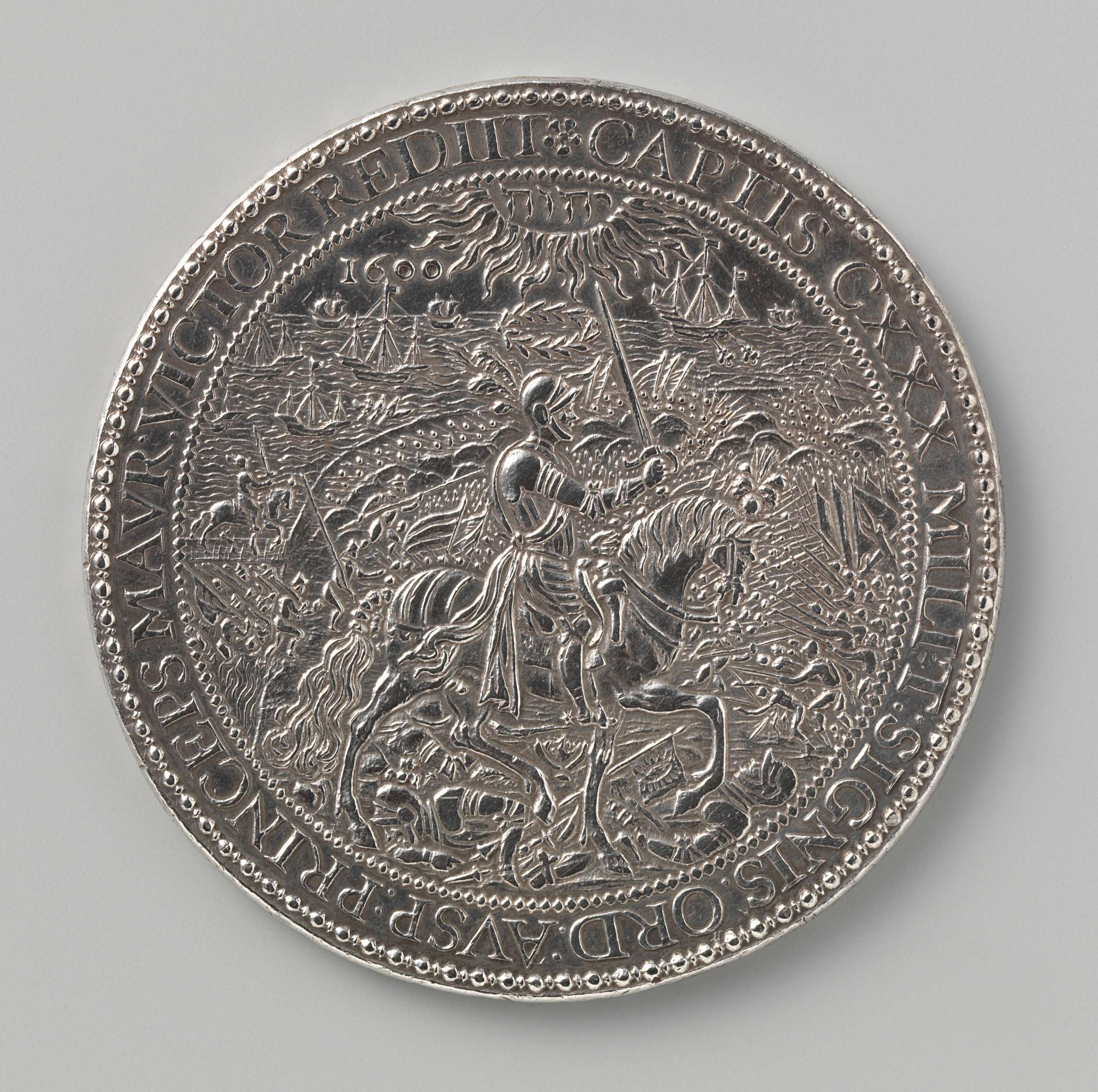 Historical medal depicting the Battle of Nieuwpoort by Gerard van Bylaer, metal