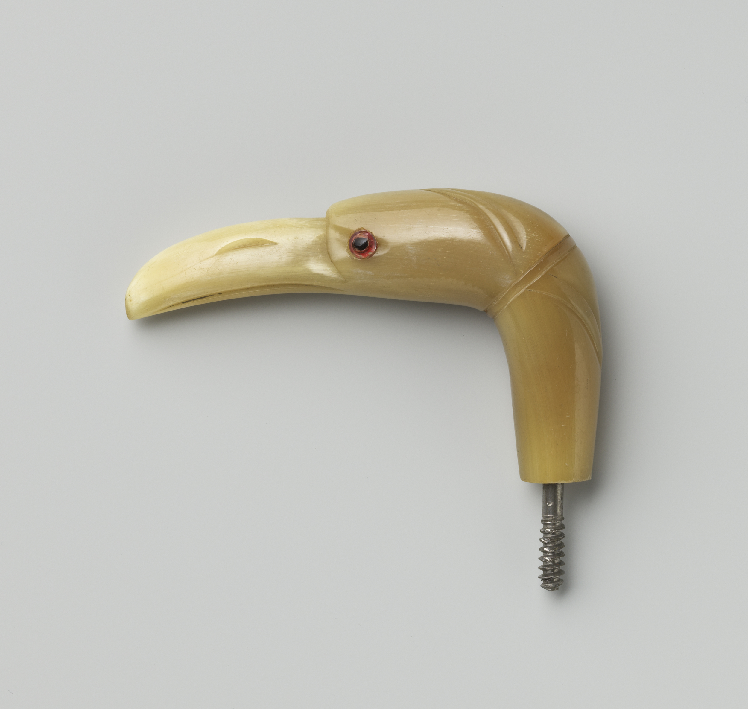 Decorative art piece by Gelria, beige horn shaped like a bird's head