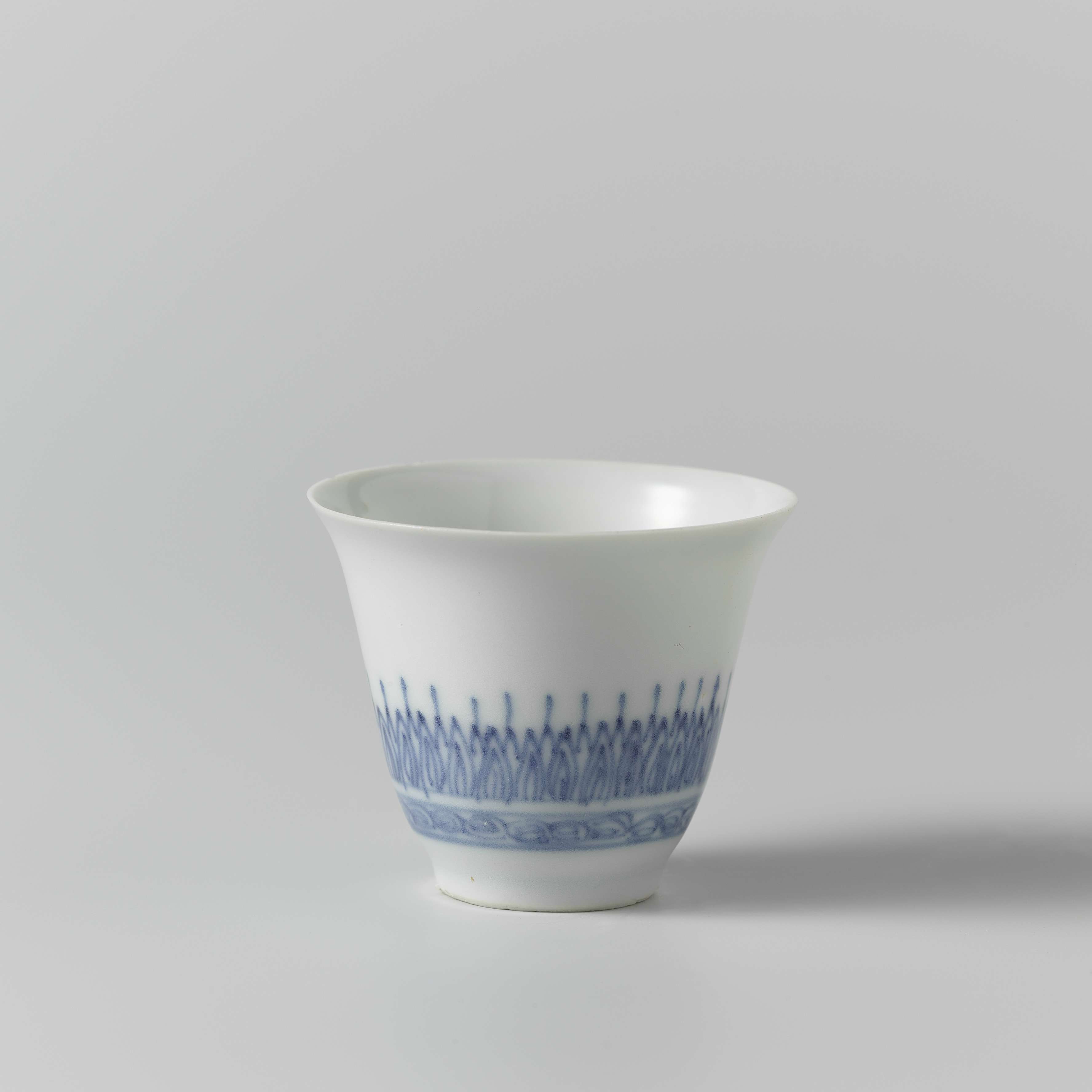 Wine steward on ship deck, porcelain, Unknown Artist