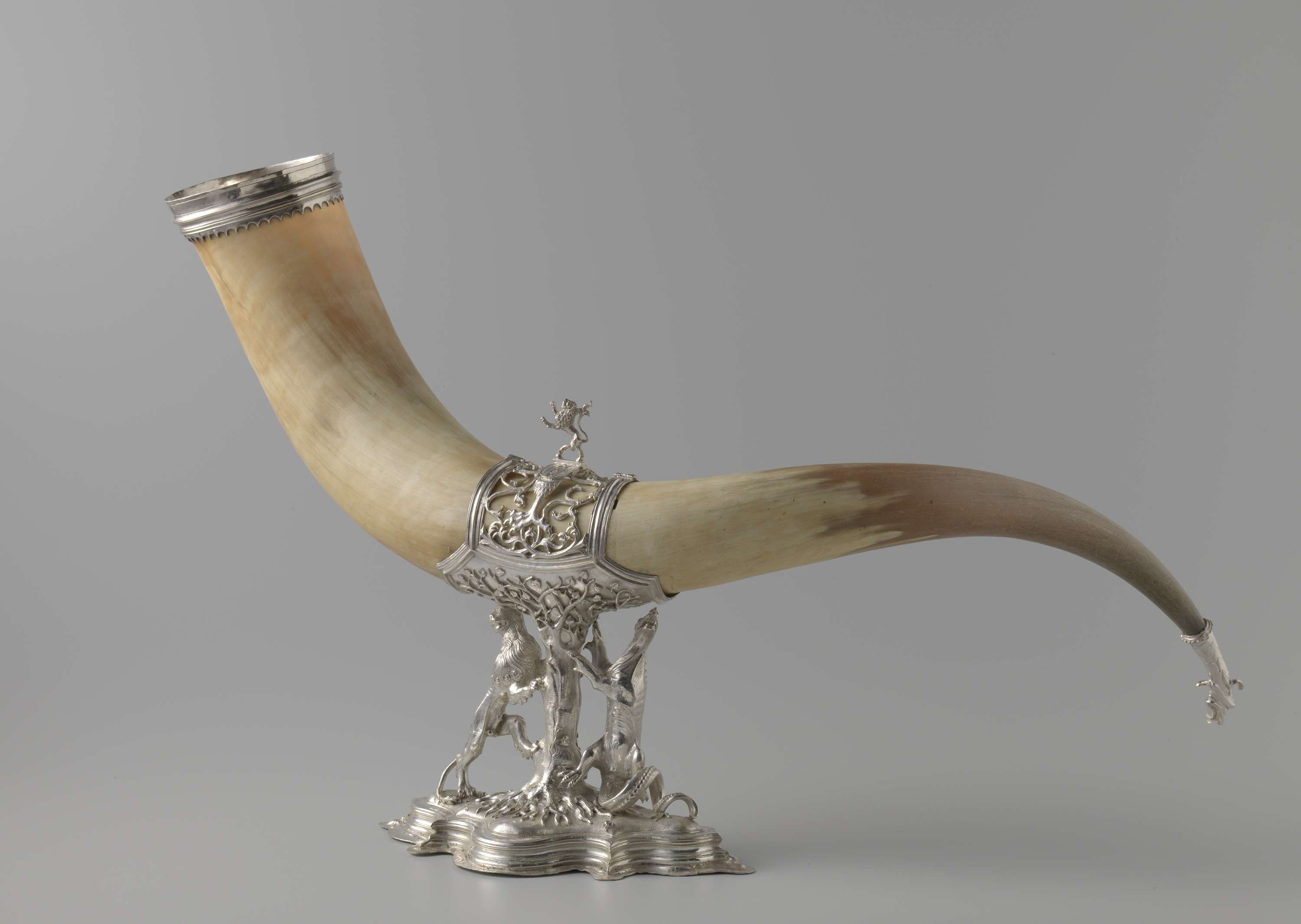 Silver drinking horn by Arent Cornelisz Coster, 1547