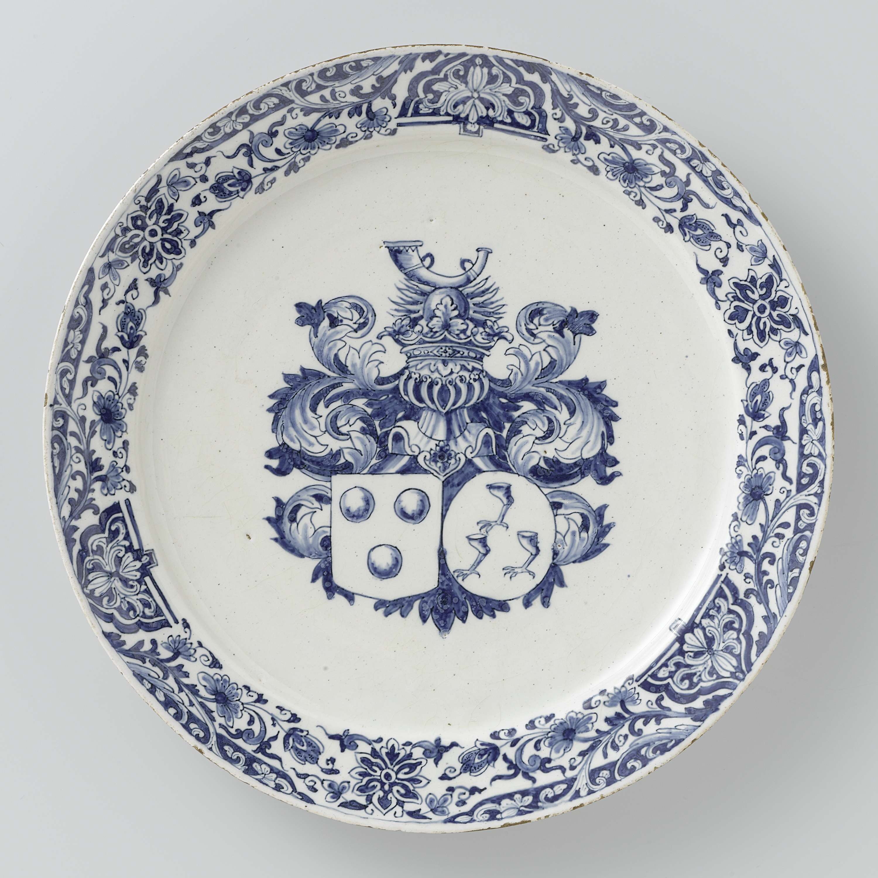 Plate with alliance arms by De Metaale Pot, earthenware, c. 1696