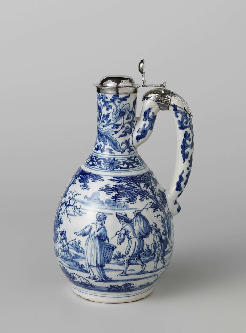 Three decorated jugs made of earthenware by De Roos