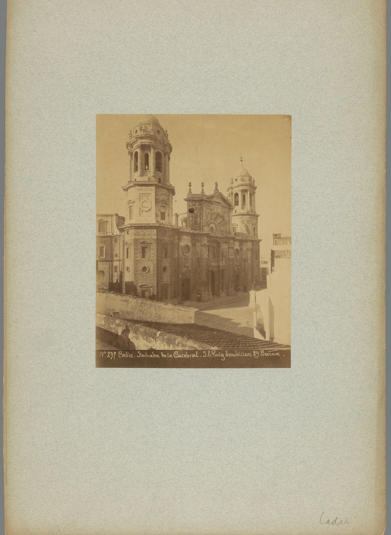 Arquitectura gótica de Kathedraal van Cádiz por Josep Esplugas Puig, álbum