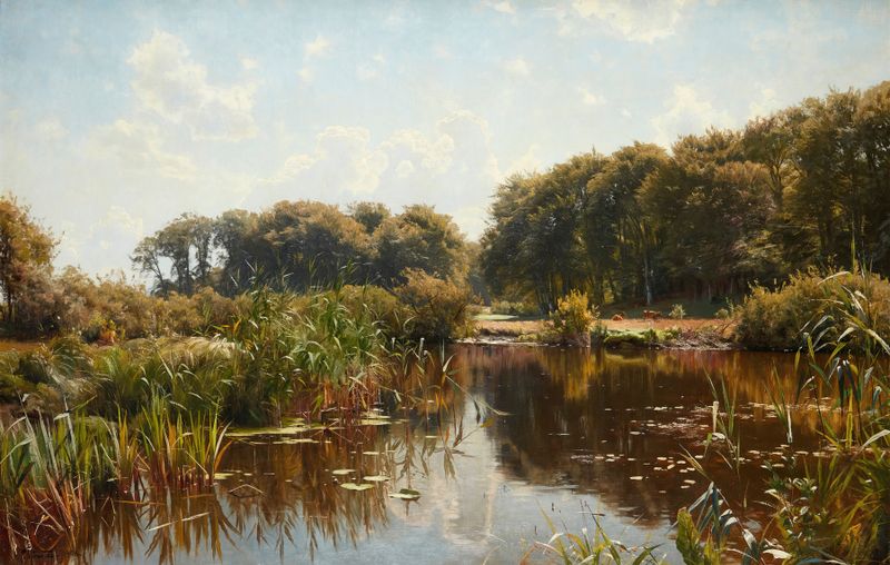 Summer Clouds Reflection de Peder Mørk Mønsted, óleo sobre lienzo que muestra agua tranquila y nubes