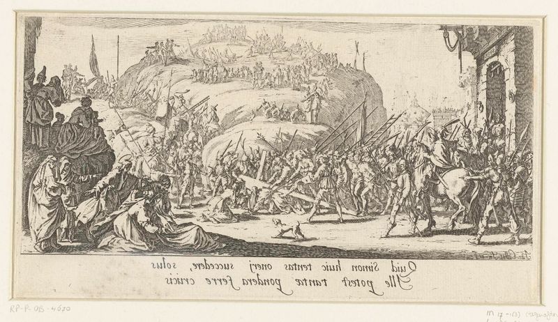 Grabado Kruisdraging de Jacques Callot mostrando una figura con una cruz rodeada de una multitud.