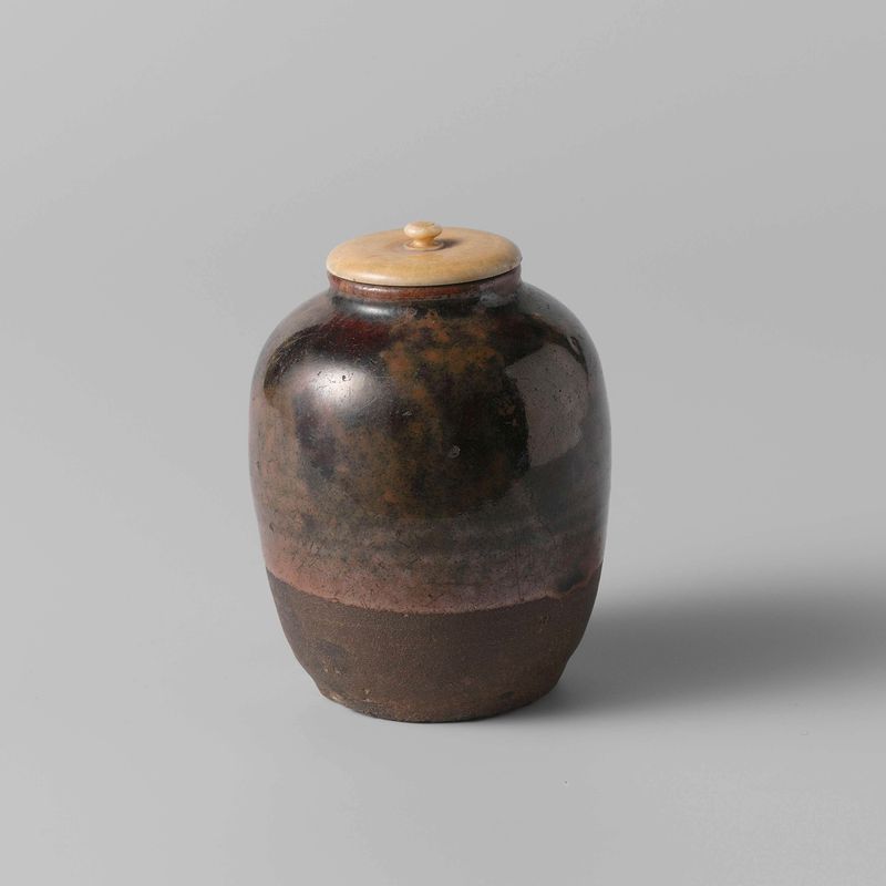 Teacaddy de cerâmica com esmalte marrom dourado de artista desconhecido