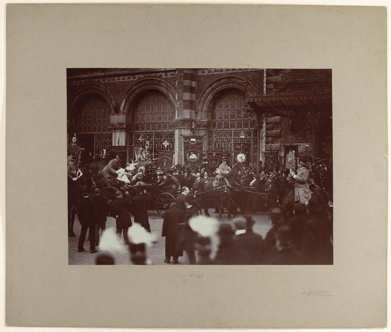 Koningin Wilhelmina in a carriage, oil on canvas by Albert Greiner