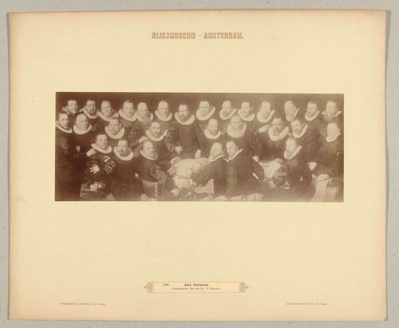 Anatomical lesson by Vinkenbos & Dewald, albumen print showing a doctor gesturing towards a dissected body.