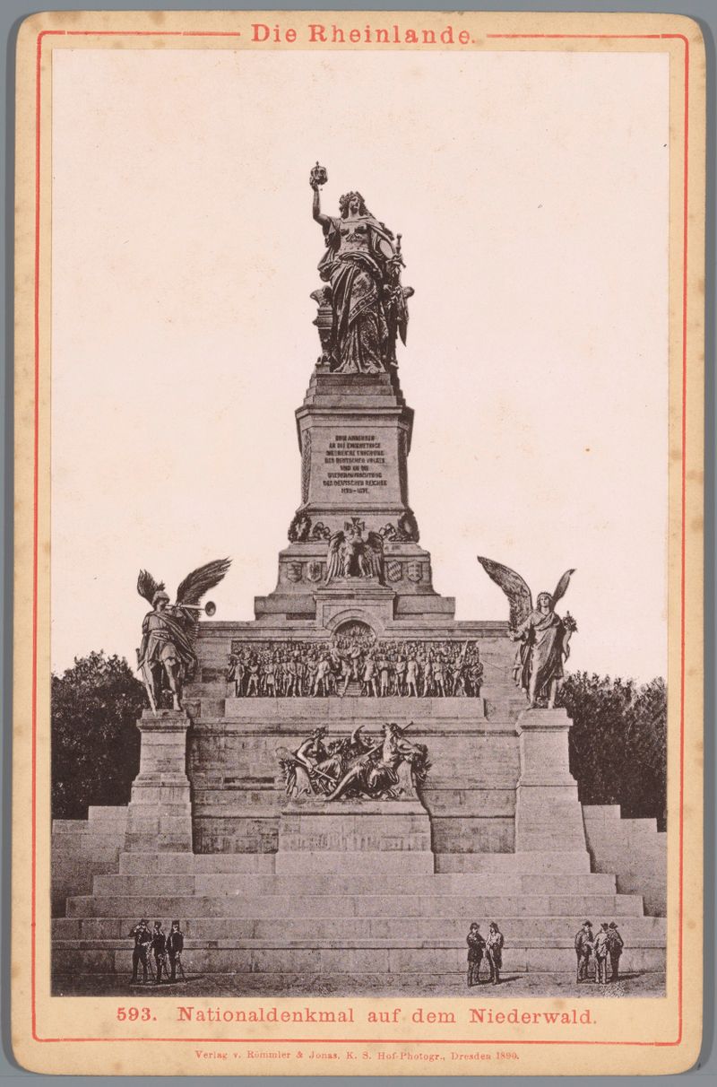 Paisagem com o Niederwalddenkmal, meio desconhecido, de artista desconhecido