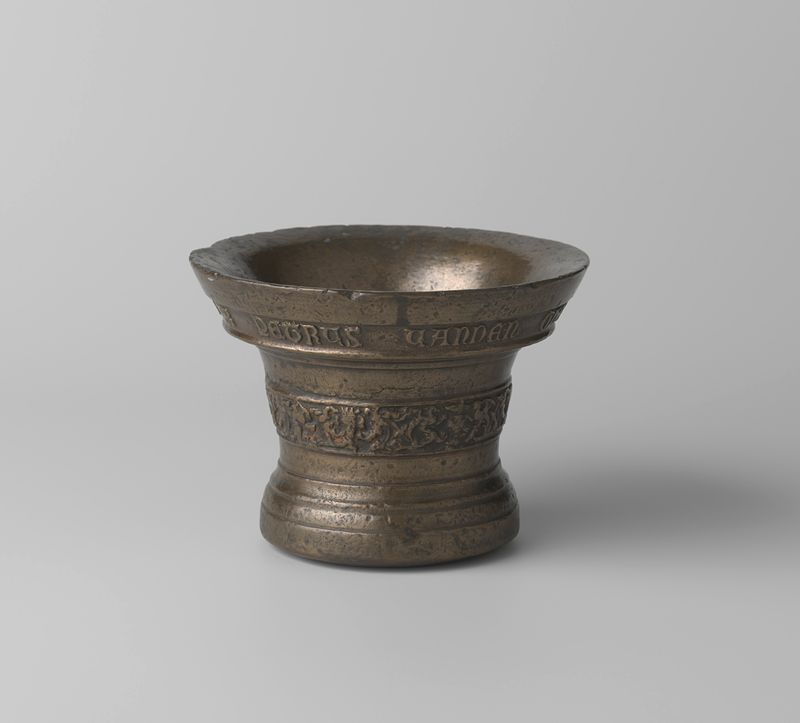 Natureza morta de um vaso com inscrição de Peeter van den Ghein, 1561