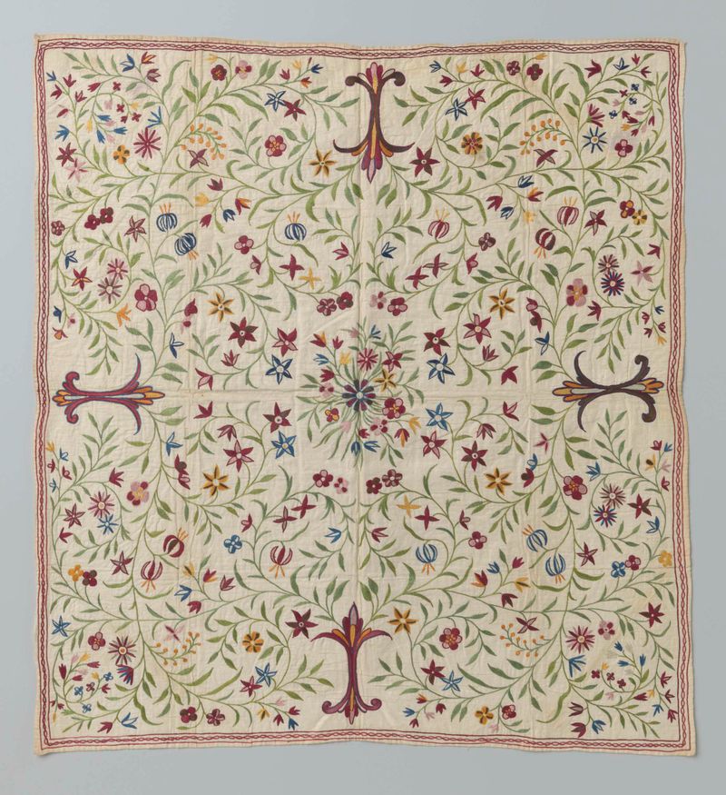 Kleed van oosterse textiel met veelkleurig borduurwerk, textil de autor desconocido