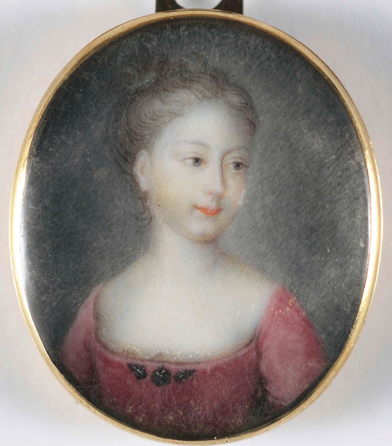 Retrato de una niña con rasgos delicados en un vestido azul, medio de marfil, Unknown Artist