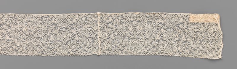 Trabajo de encaje de Unknown Artist con patrones geométricos y cintas, c. 1700