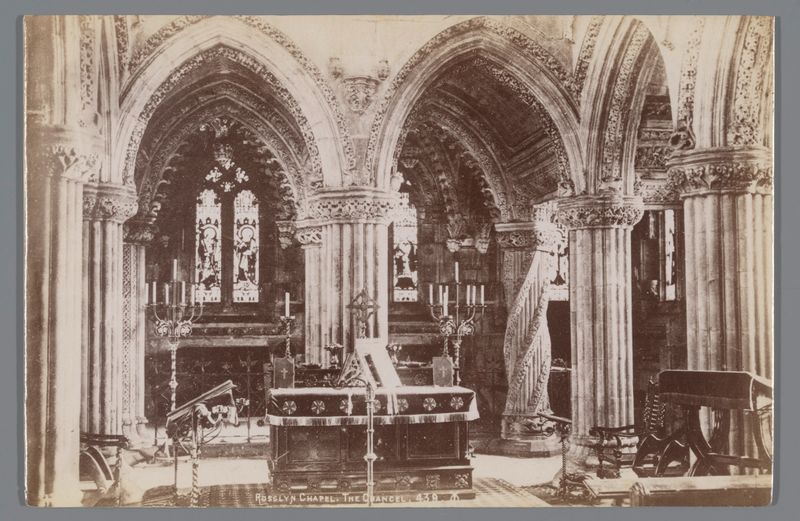 Koor van de Rosslyn Chapel, albumen print by Alexander Adam Inglis