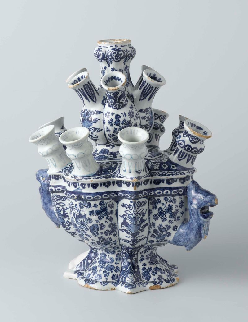 Flower holder by De Metaale Pot, earthenware with floral motifs