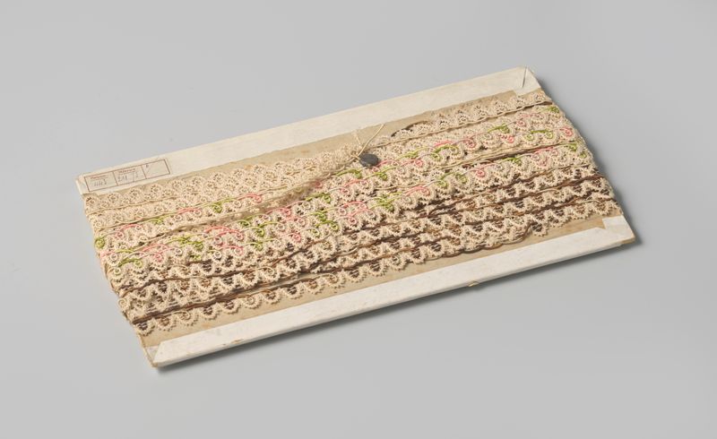 Arte decorativo con encaje de Gustav Schnitzler