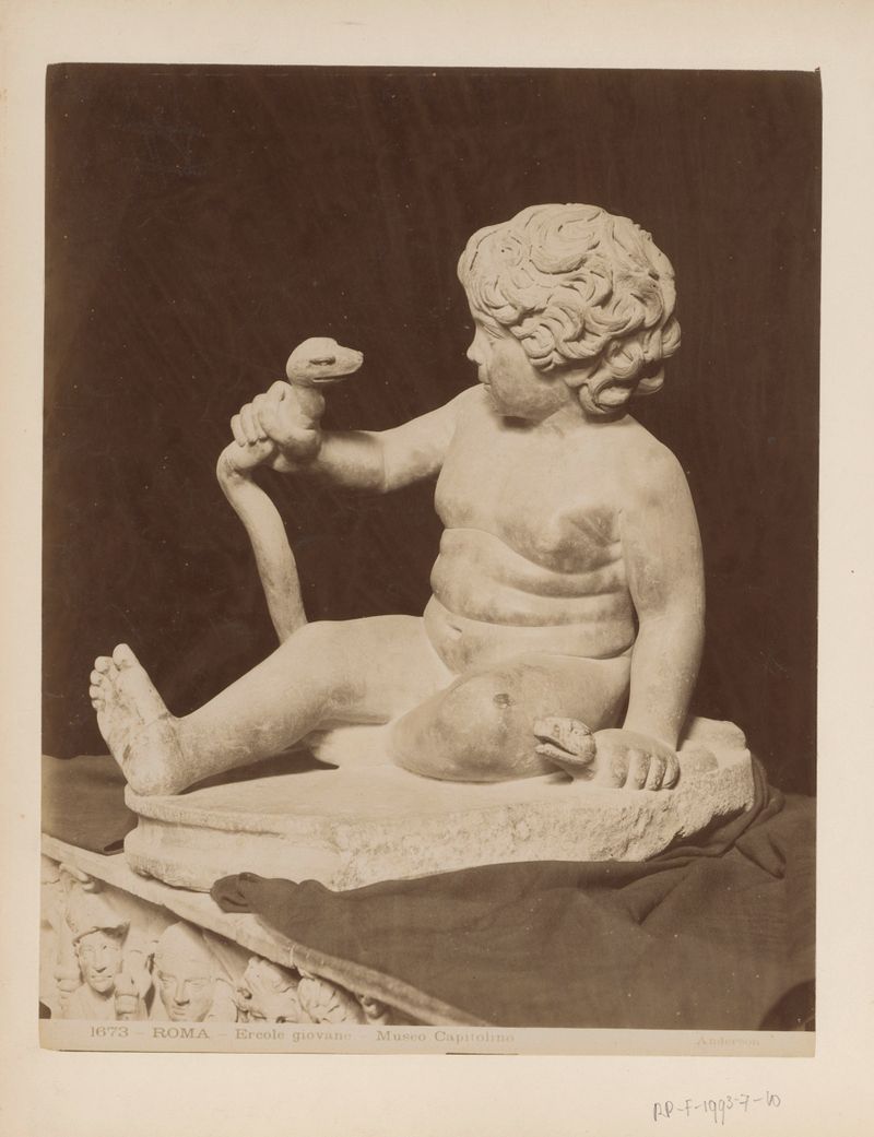 Escultura de jovem Hércules com serpentes, impressão de albumina de James Anderson