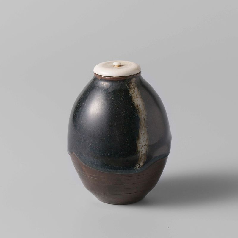 Caddy de chá com esmalte azul-preto, artista desconhecido, arte decorativa