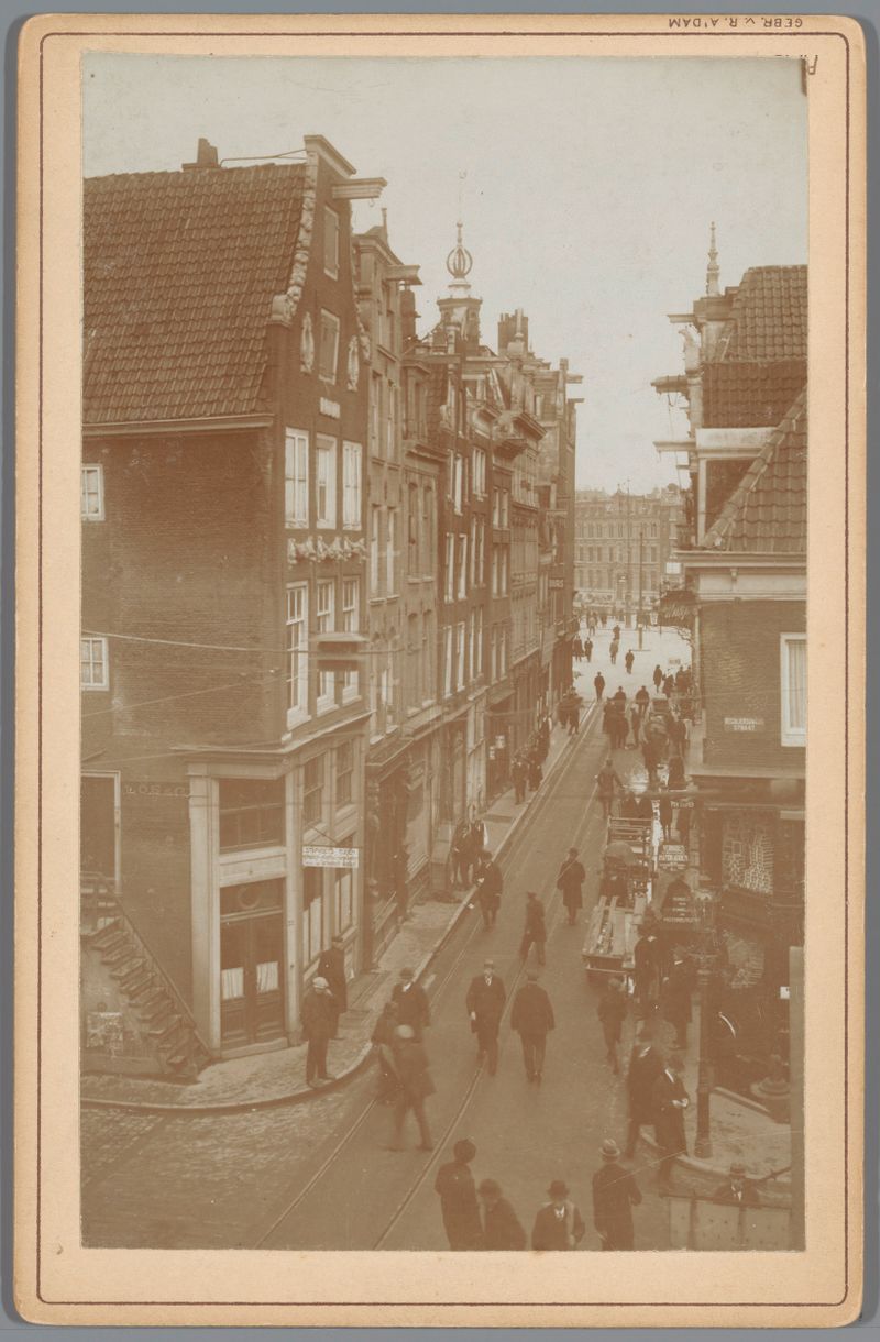 Vijzelstraat te Amsterdam, architecture on paper by Gebr. van R.