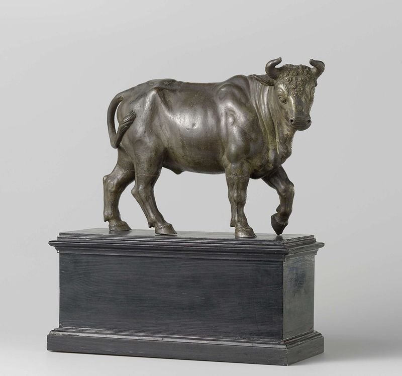 Escultura de bronce de un toro por Hans Reisinger, c. 1590-1598