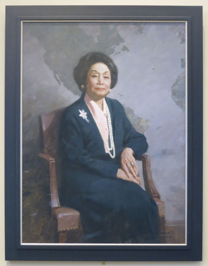 Retrato de Anna Chennault, óleo sobre tela de Zhuo Shu Liang