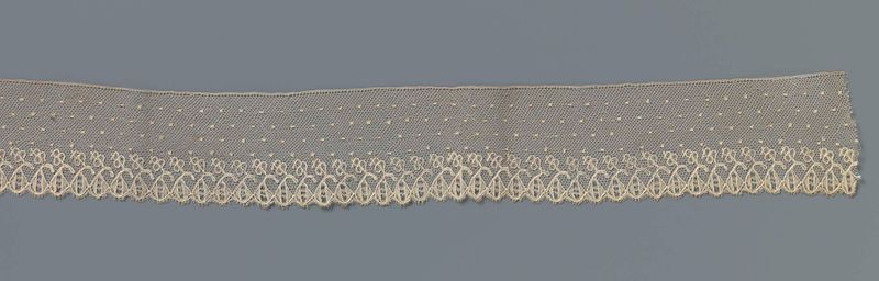 Renda delicada com flores em forma de cálice de Unknown Artist