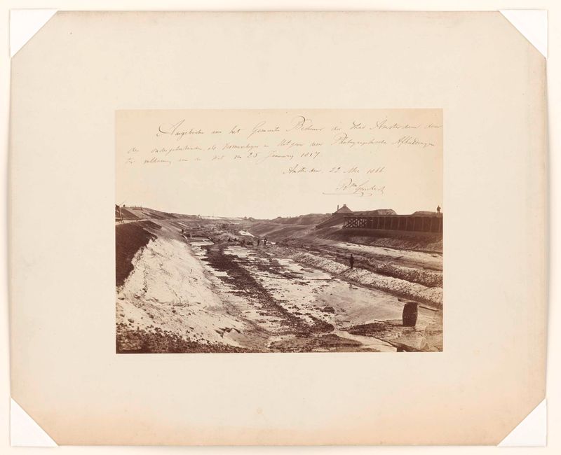 Construção do Canal do Mar do Norte, impressão albuminada de Rudolph Guicherit