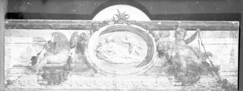 Fresco de Constantino Cedini representando Vênus e Cupido com dois putti