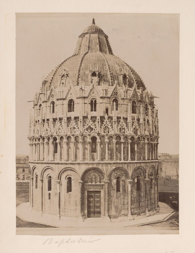 Impressão em albúmina do Batistério em Pisa, Itália por Unknown Artist