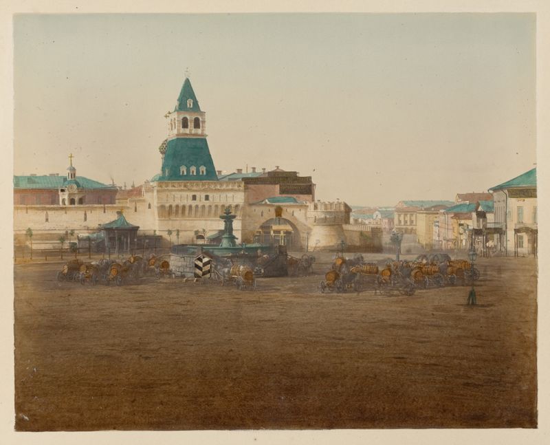 Paisagem ao crepúsculo com silhuetas na luz dourada de J. Daziaro, 1880