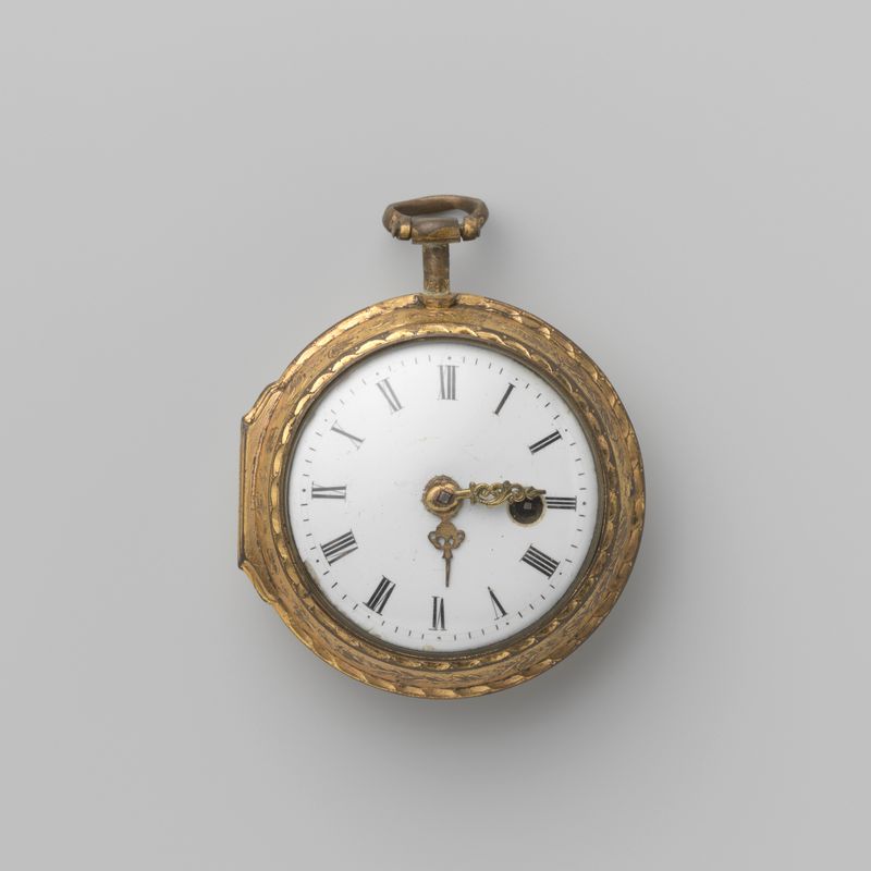 Relógio decorativo de John Worke, c. 1775-1800, apresentando um design dourado ornamentado.