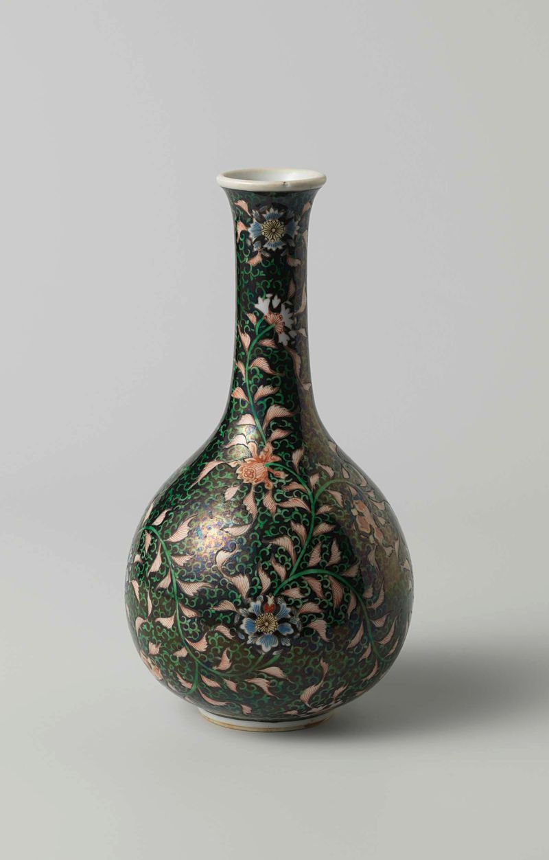 Vaso em forma de pera rococó com enredos de flores, artista desconhecido