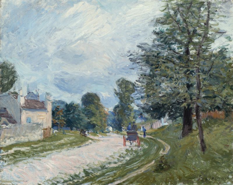 A Turn in the Road de Alfred Sisley, óleo sobre tela que retrata uma paisagem serena com árvores e luz.